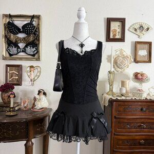 girly goth dark coquette grunge black micro mini pleated mini skirt w lace trim